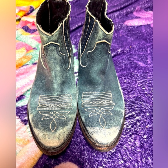 Golden Goose distressed blue western ankle boots in preowned condition 36 (6) - Picture 1 of 9